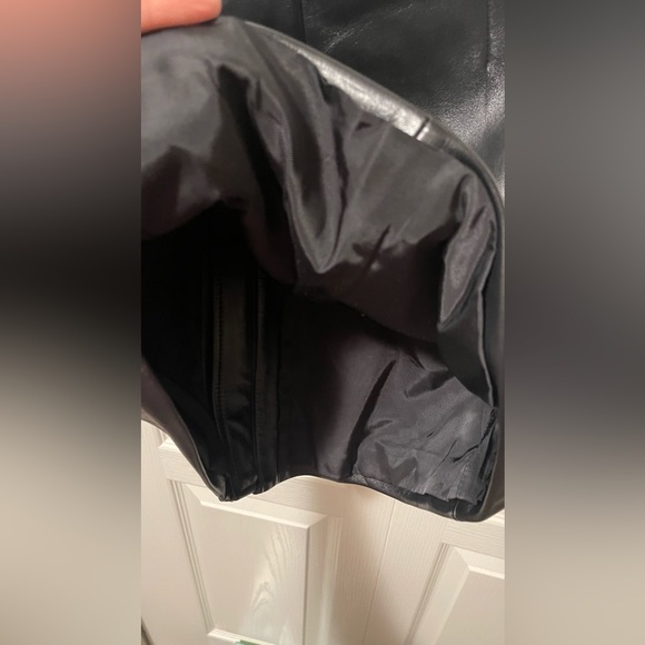 Euc genuine leather mini skirt size S - Picture 9 of 11